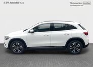 Mercedes-Benz GLA 8