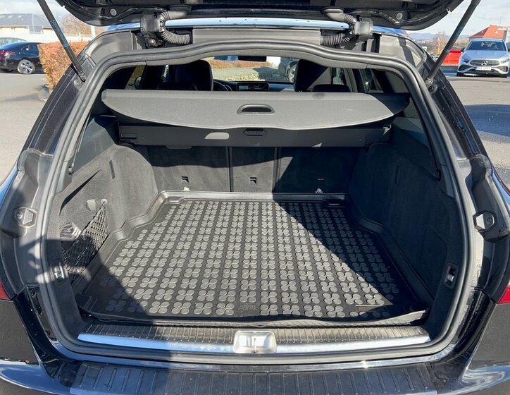 Mercedes-Benz Třídy C Kombi 3,0 l 287 kw