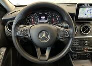 Mercedes-Benz GLA 10