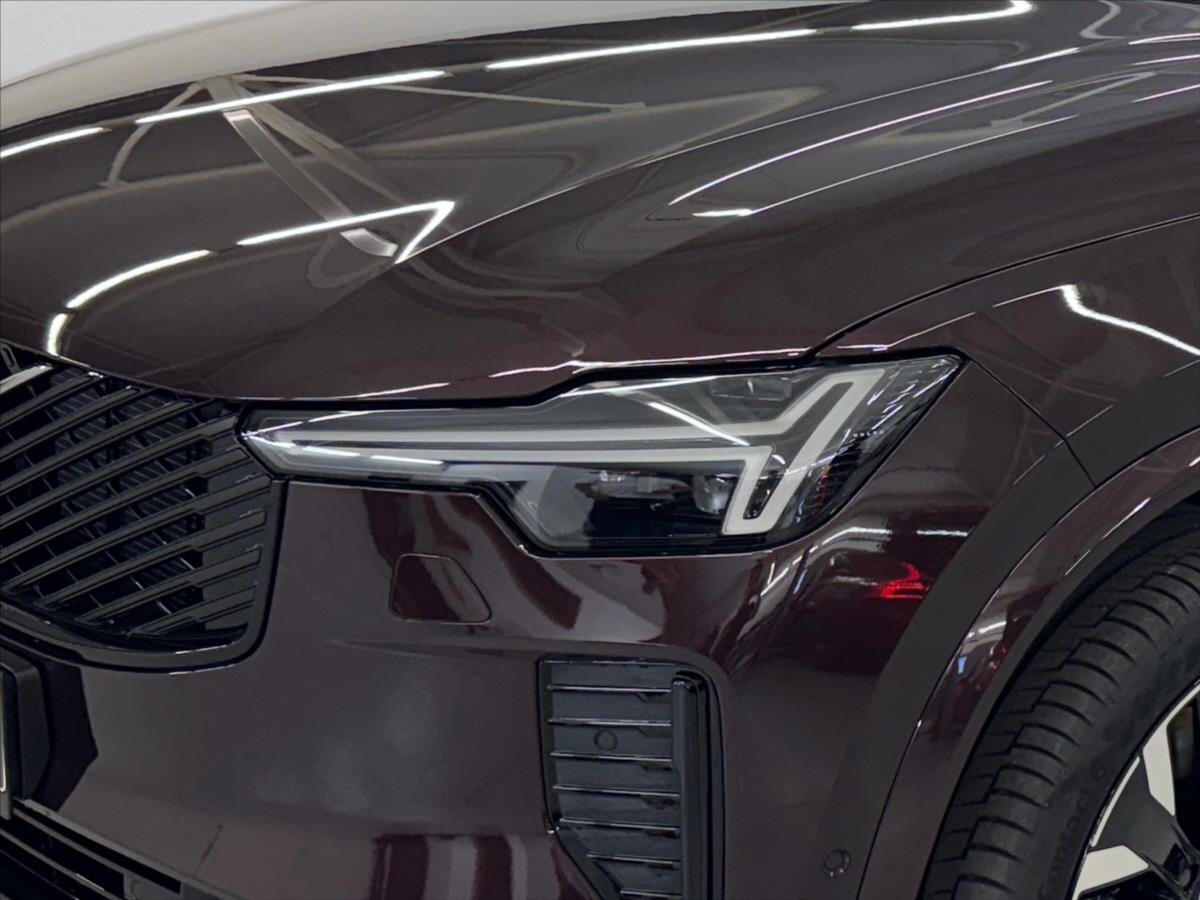 Volvo XC90 SUV 2,0 l 335 kw