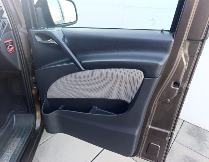 Mercedes-Benz Viano MPV 3,0 l 165 kw