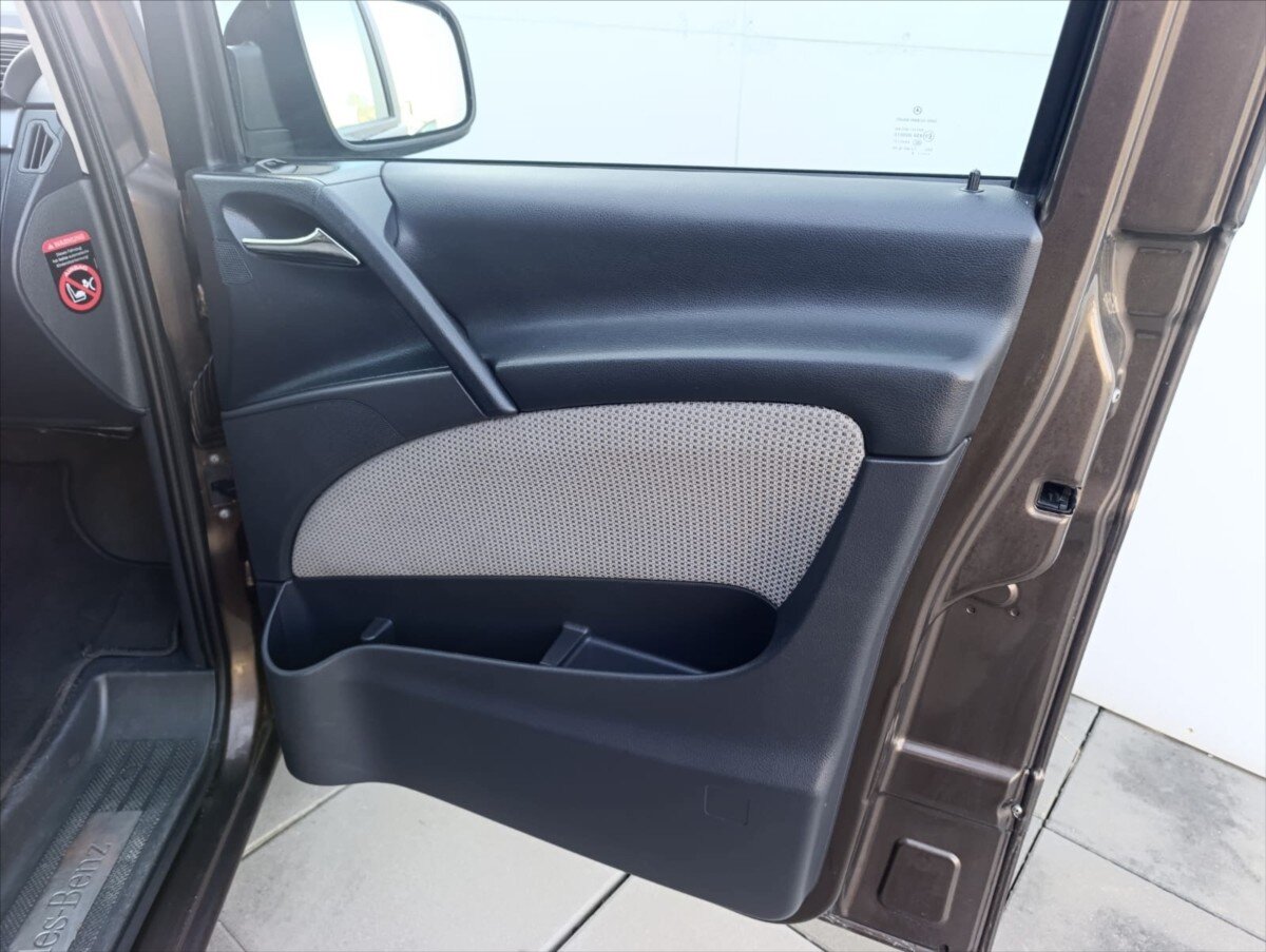 Mercedes-Benz Viano MPV 3,0 l 165 kw