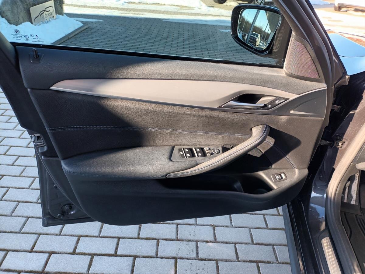 BMW Řada 5 Kombi 2,0 l 140 kw