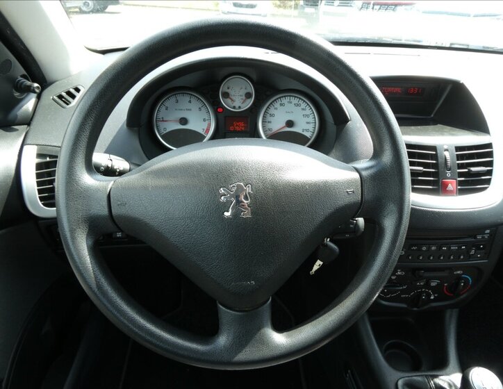 Peugeot 206 Hatchback 1,4 l 54 kw
