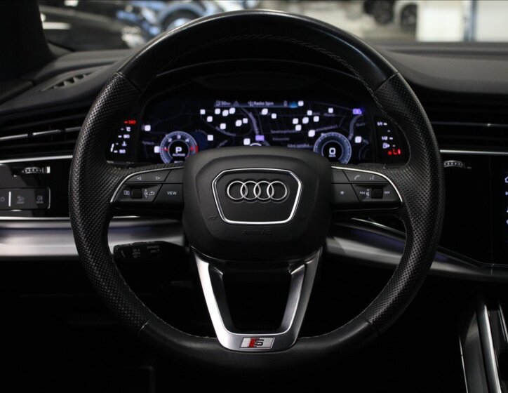 Audi Q7 SUV 3,0 l 210 kw