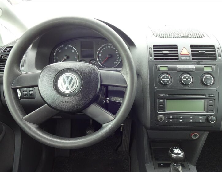 Volkswagen Touran Kombi 1,9 l 77 kw