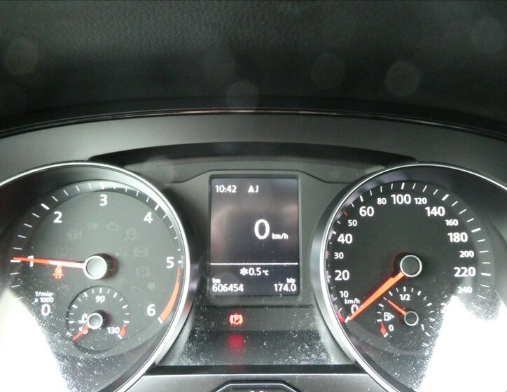 Volkswagen Passat Kombi 2,0 l 110 kw