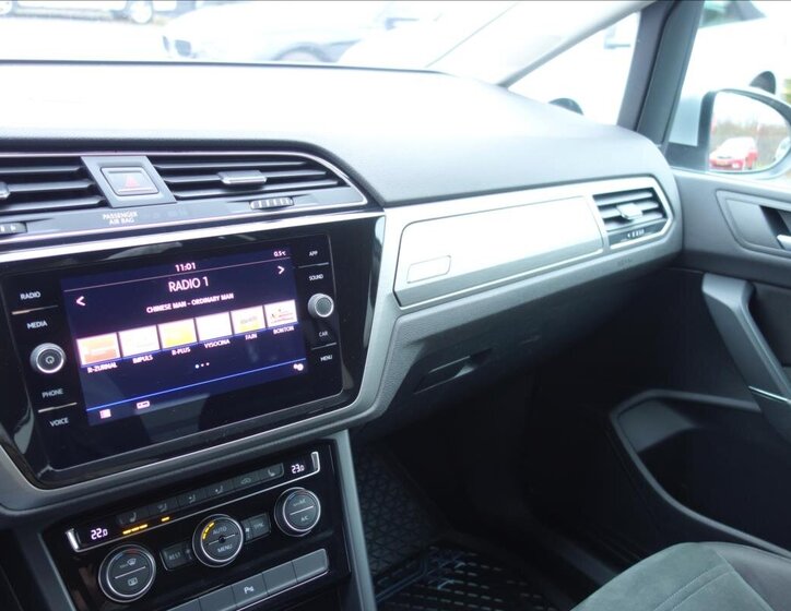 Volkswagen Touran 33