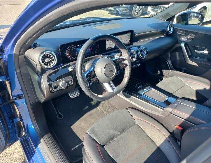 Mercedes-Benz Třídy A 9