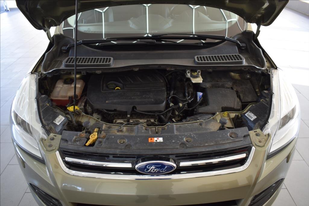 Ford Kuga SUV 1,5 l 110 kw