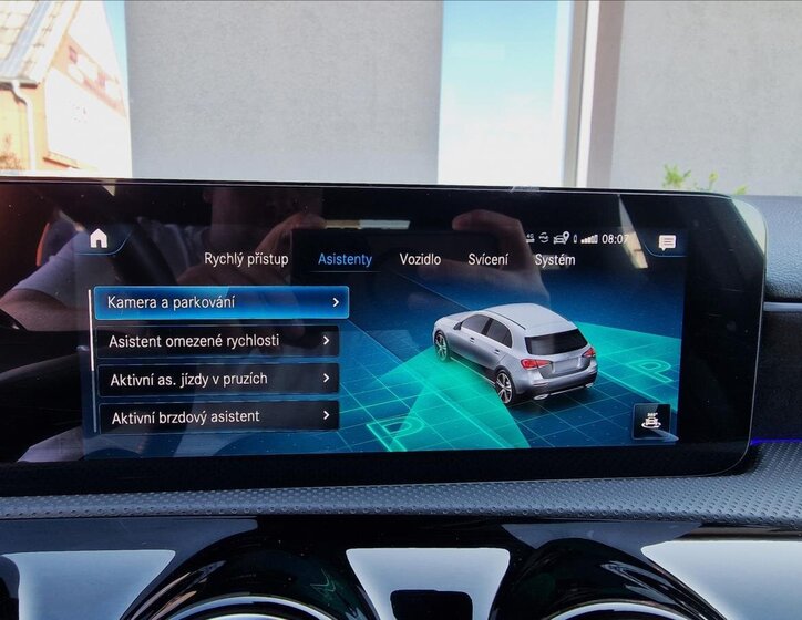 Mercedes-Benz Třídy A Hatchback 1,3 l 100 kw