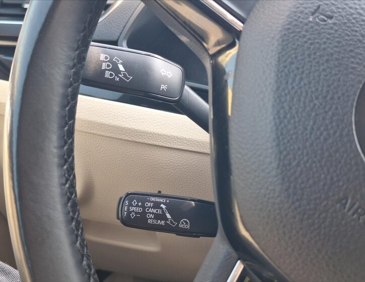 Škoda Superb Sedan / Limuzína 2,0 l 140 kw