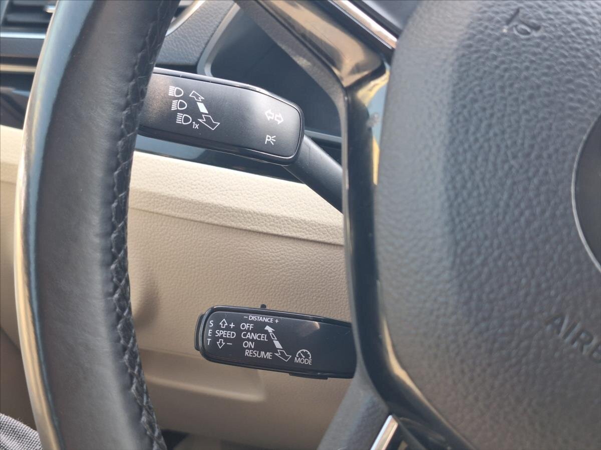 Škoda Superb Sedan / Limuzína 2,0 l 140 kw