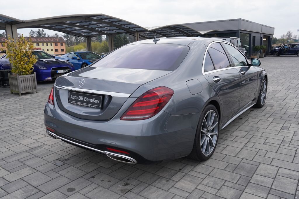 Mercedes-Benz Třídy S Sedan / Limuzína 4,0 l 345 kw