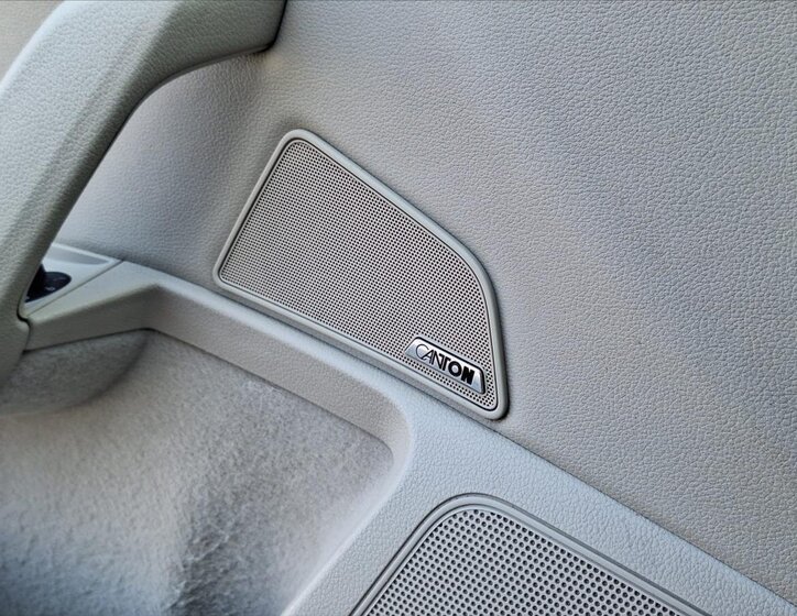 Škoda Superb Sedan / Limuzína 2,0 l 140 kw