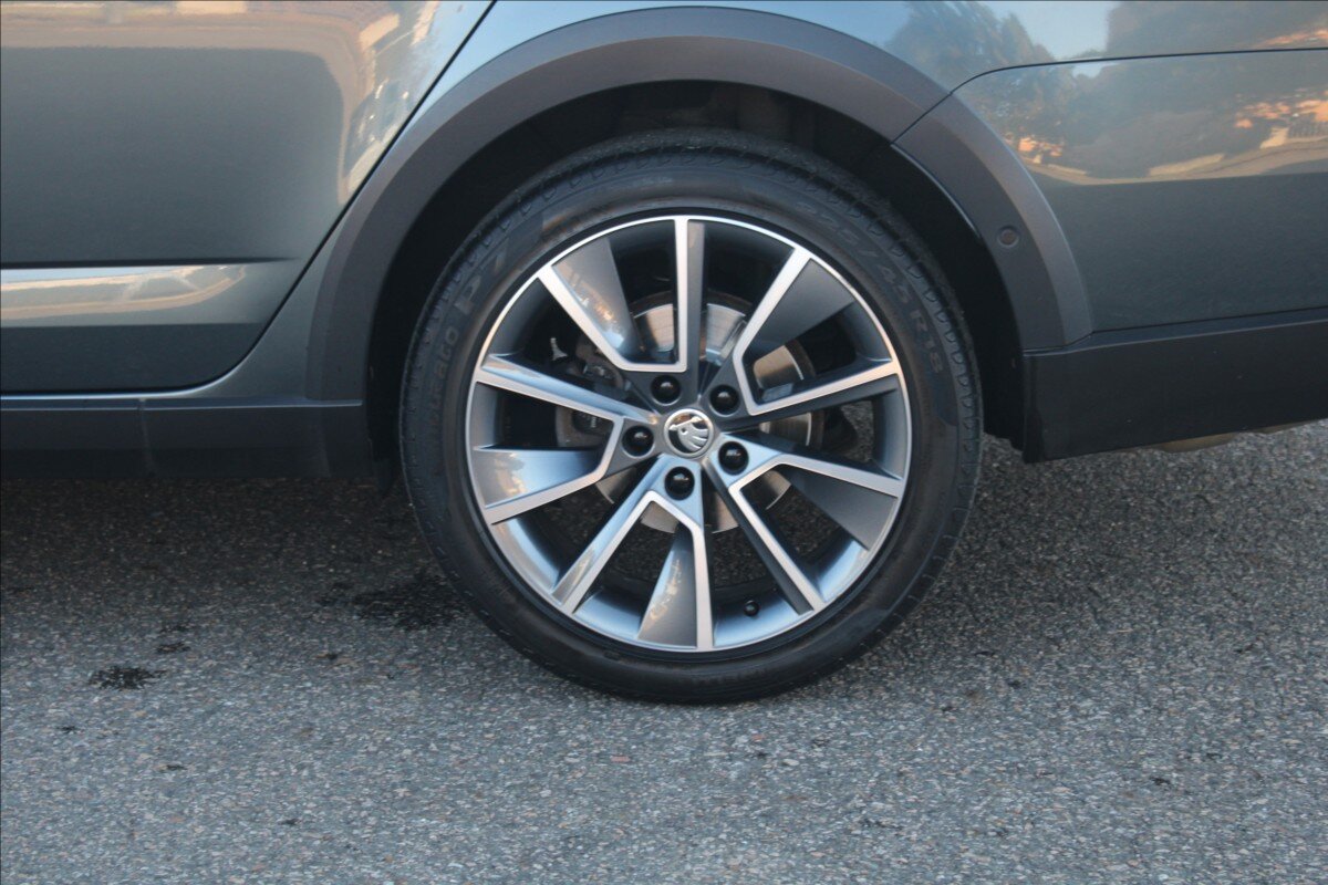 Škoda Octavia Kombi 2,0 l 140 kw