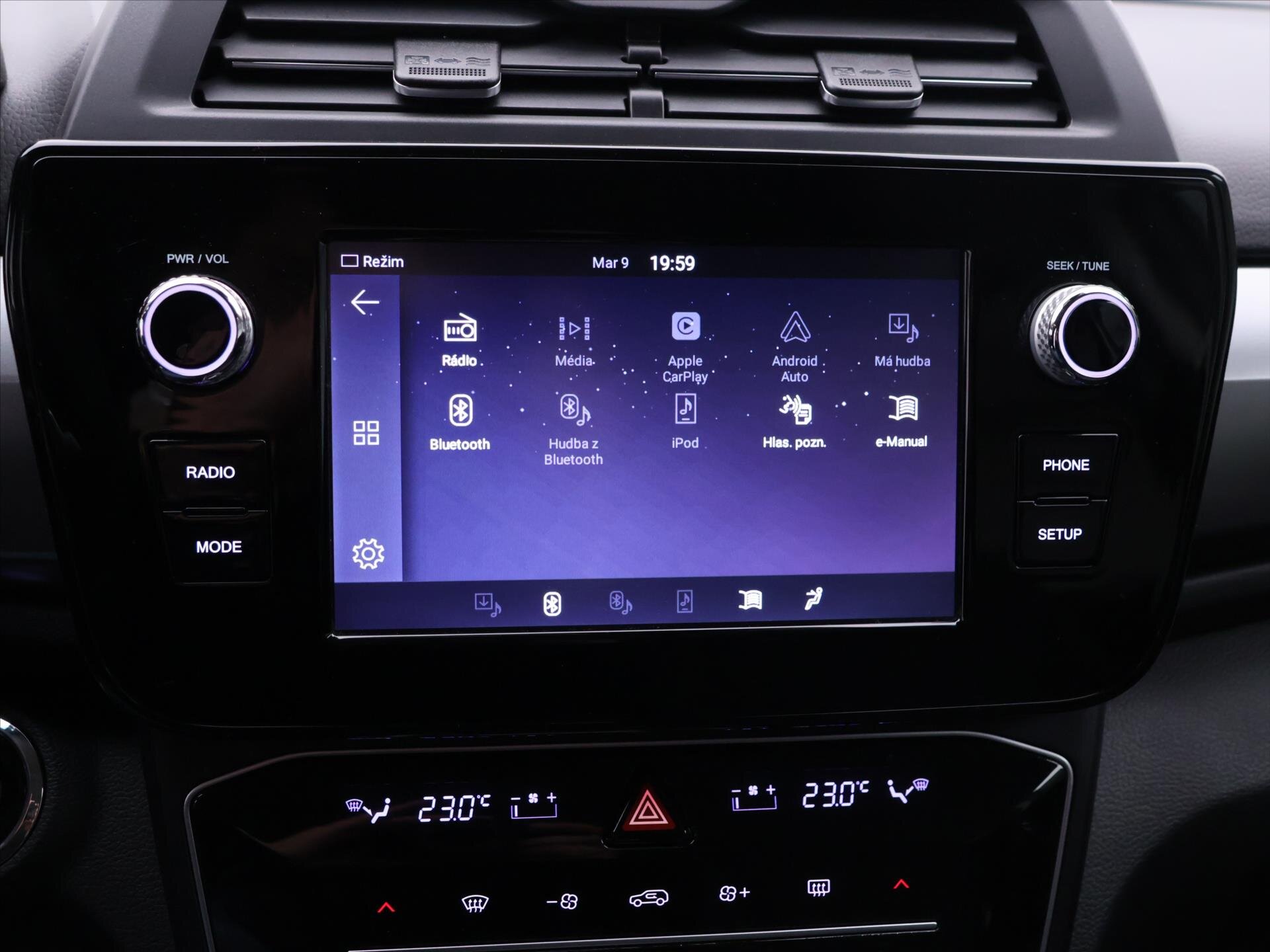 SsangYong Tivoli SUV / Terénní 1,5 l 120 kw