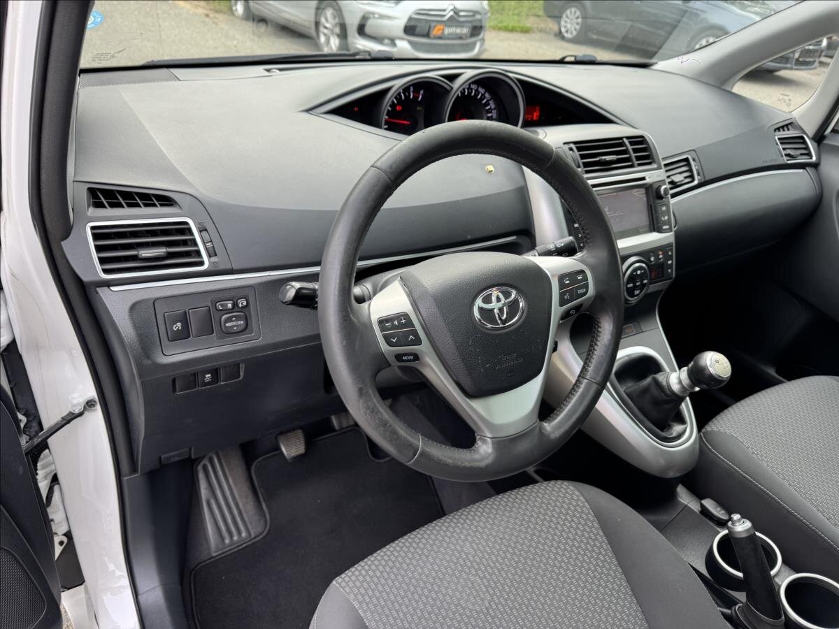 Toyota Verso MPV 2,0 l 91 kw