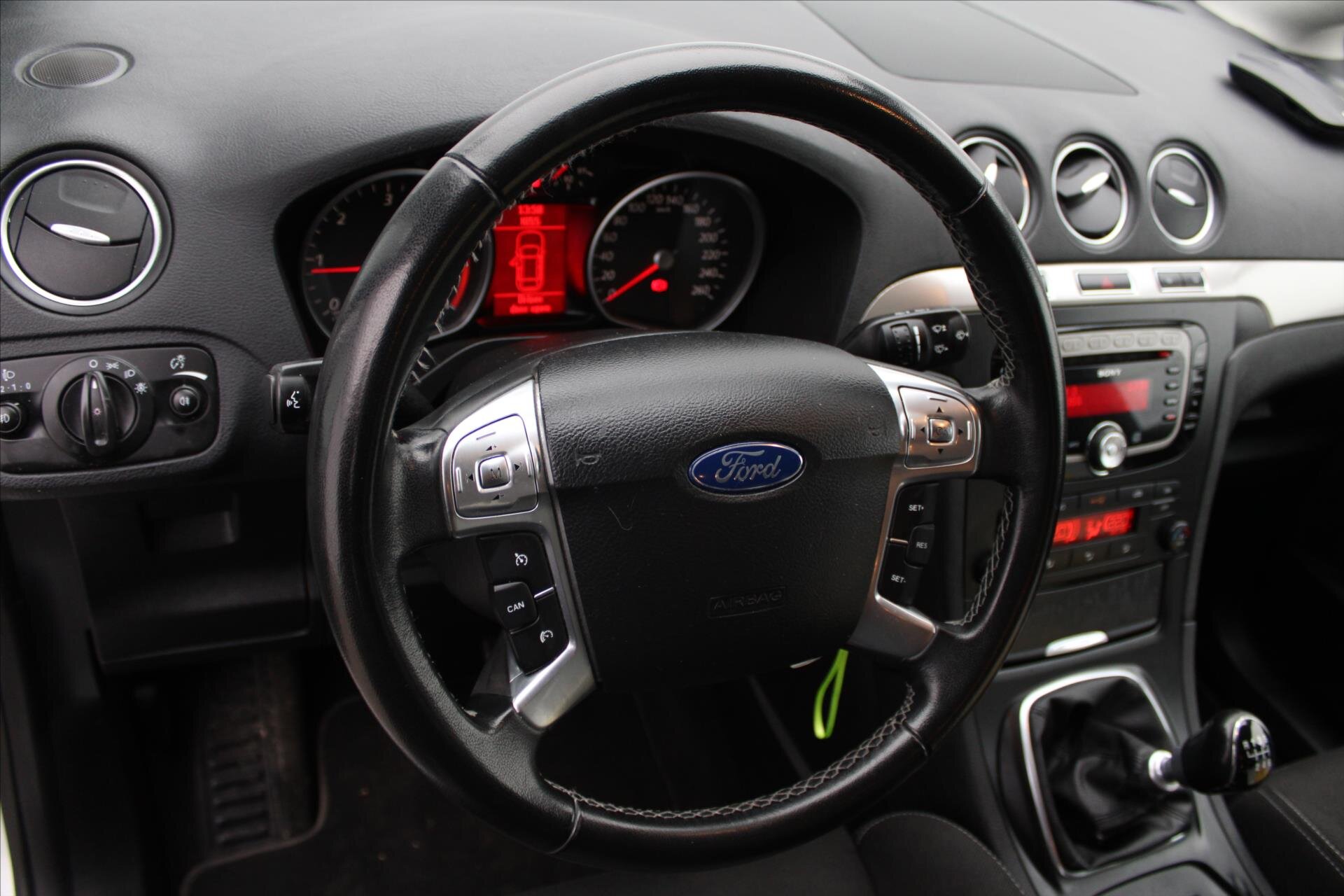 Ford S-MAX MPV 2,0 l 103 kw