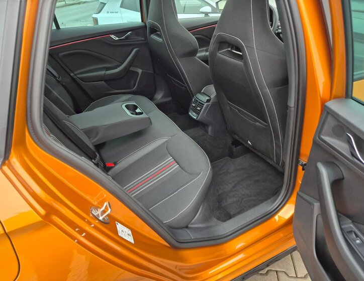 Škoda Kamiq Hatchback 1,5 l 110 kw