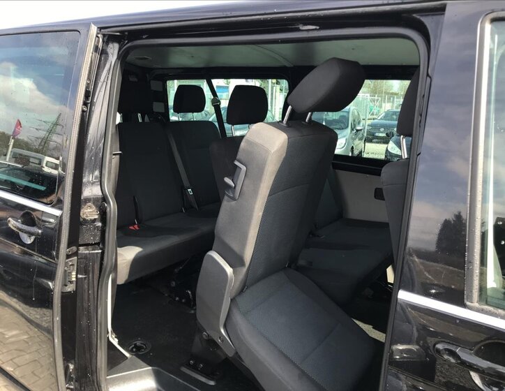 Volkswagen Transporter Kombi 2,0 l 110 kw