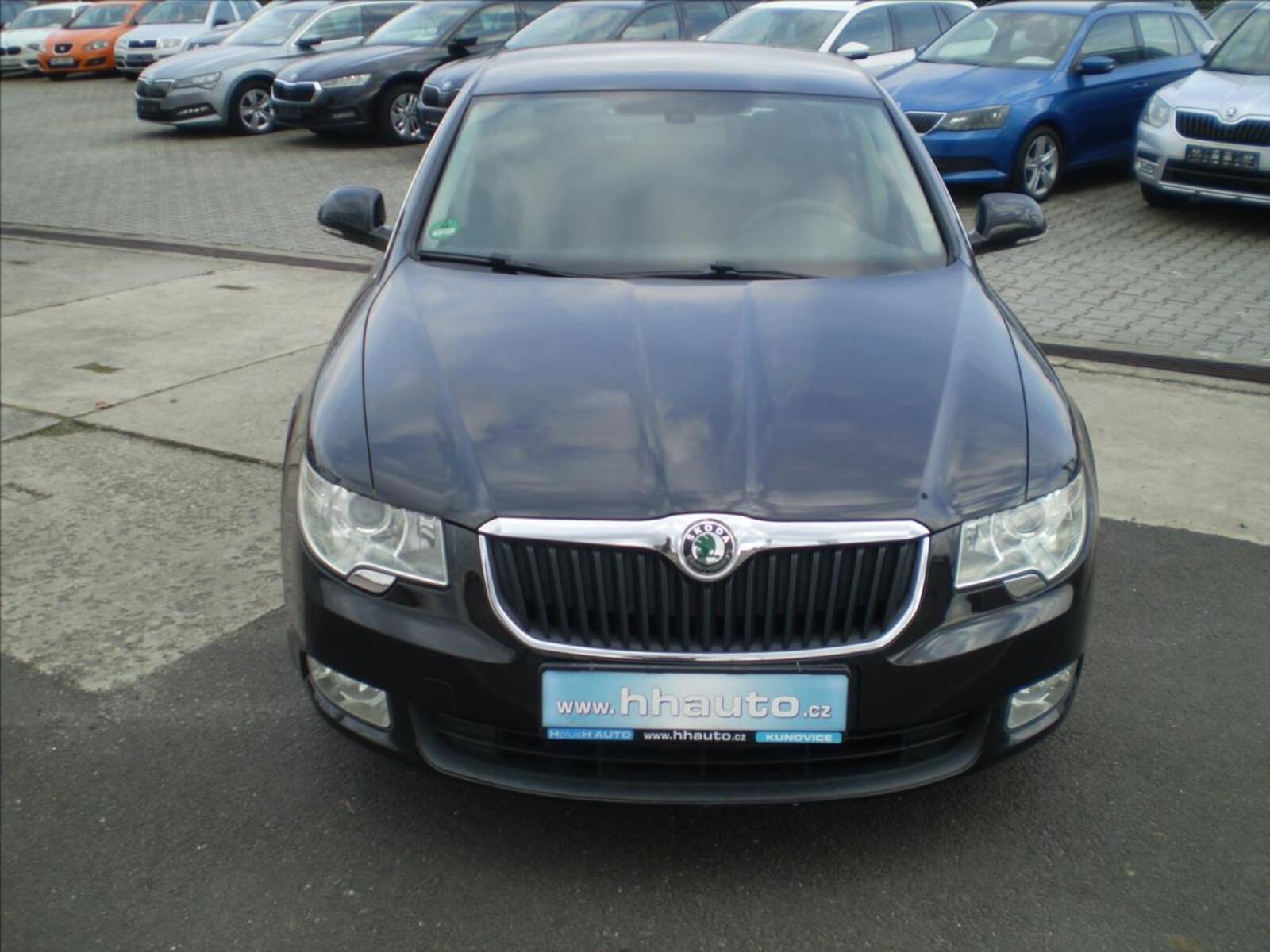 Škoda Superb 2