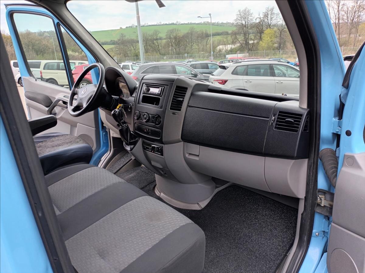 Volkswagen Crafter Skříň 2,0 l 120 kw