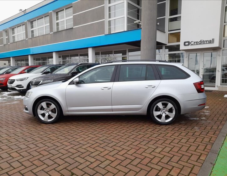 Škoda Octavia Kombi 2,0 l 110 kw