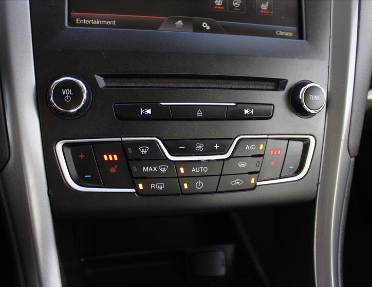 Ford Mondeo Liftback 2,0 l 110 kw