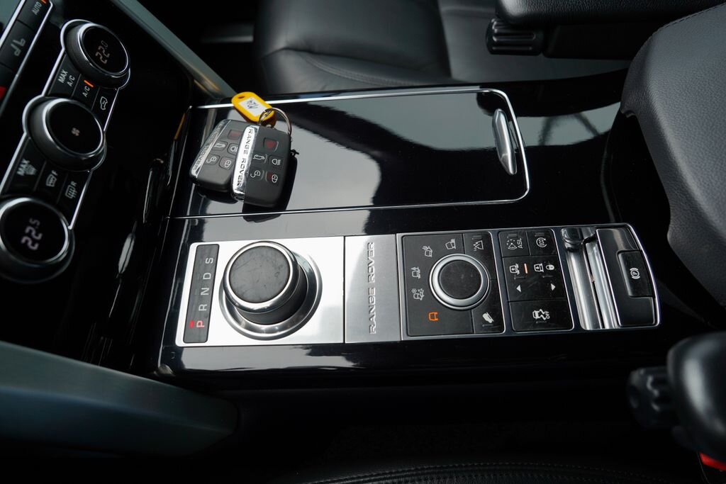 Land Rover Range Rover SUV 3,0 l 190 kw