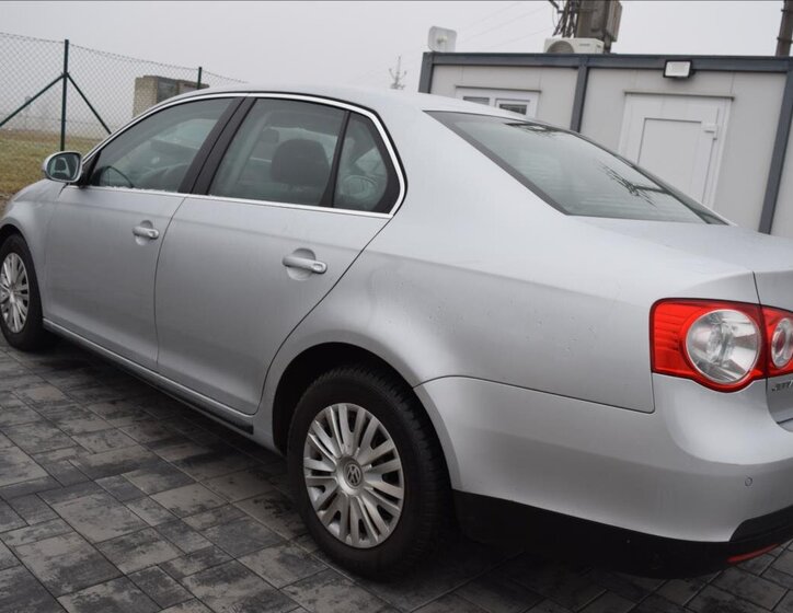 Volkswagen Jetta Kombi 1,4 l 90 kw