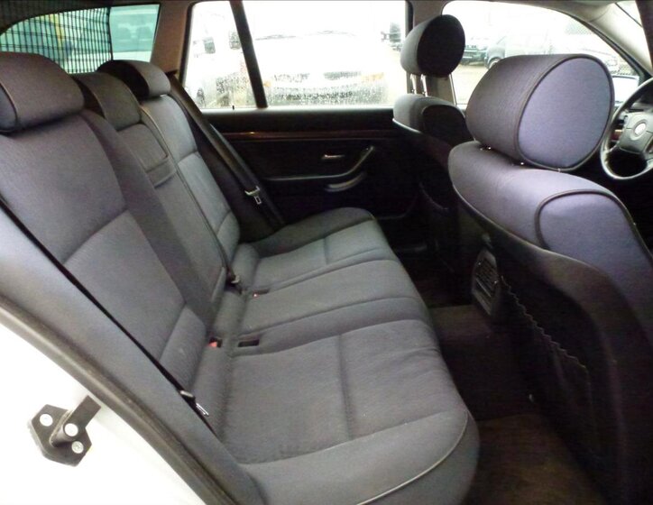 BMW Řada 5 Kombi 2,2 l 125 kw