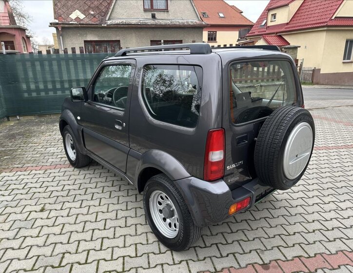 Suzuki Jimny 8