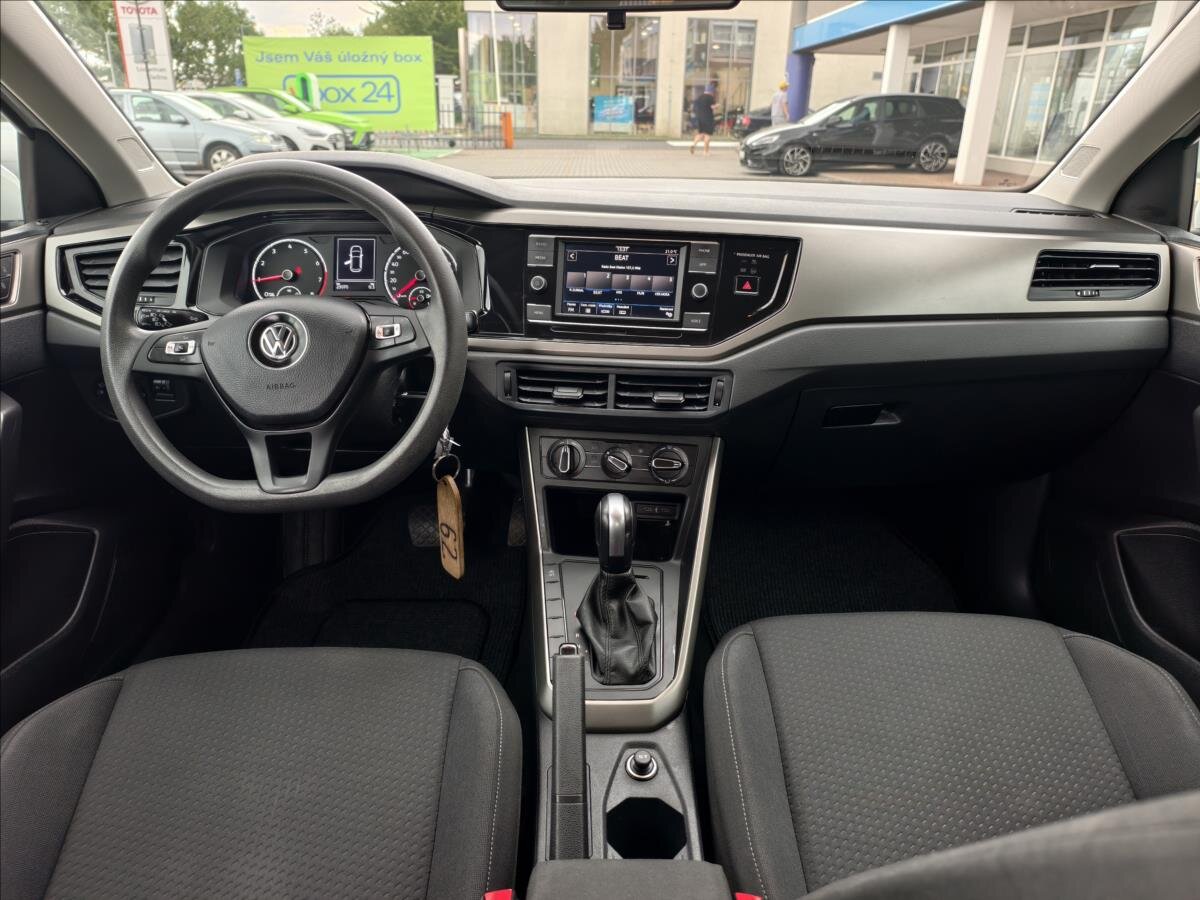 Volkswagen Polo Hatchback 999,0 70 kw