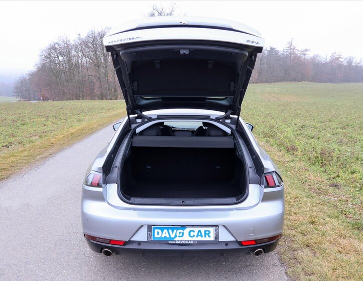 Peugeot 508 Liftback 1,6 l 133 kw