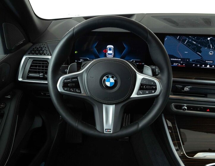 BMW X5 SUV / Terénní 3,0 l 280 kw