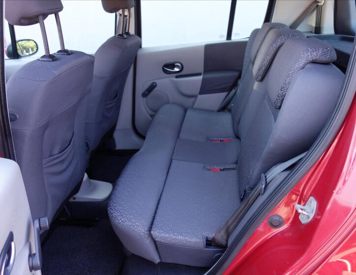 Renault Modus Hatchback 1,5 l 60 kw