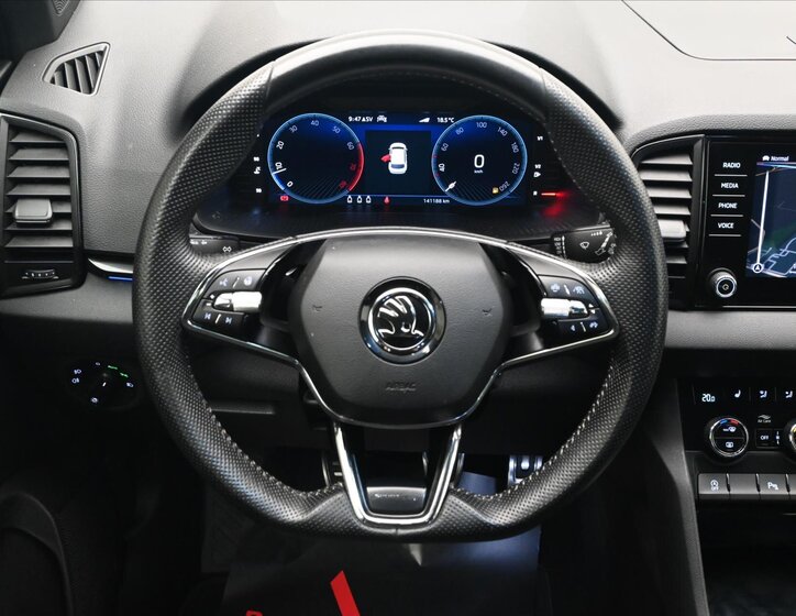 Škoda Karoq SUV / Terénní 1,5 l 110 kw