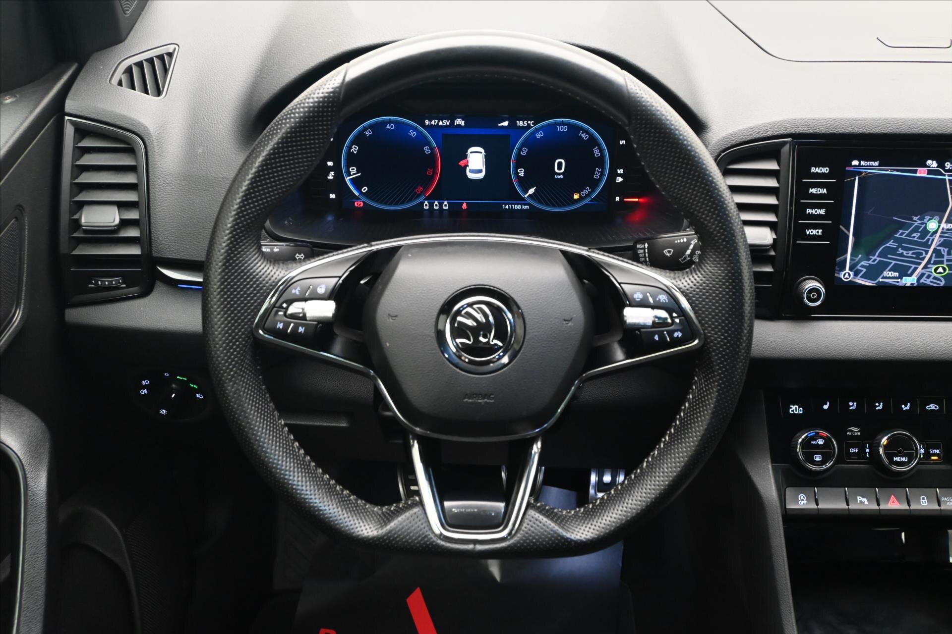 Škoda Karoq SUV / Terénní 1,5 l 110 kw