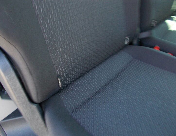 Volkswagen Caravelle MPV 2,0 l 110 kw