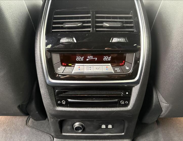 BMW X7 35