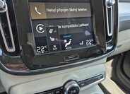 Volvo XC40 SUV / Terénní 2,0 l 145 kw