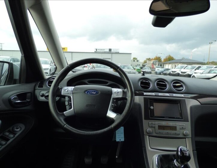 Ford Galaxy MPV 2,0 l 103 kw