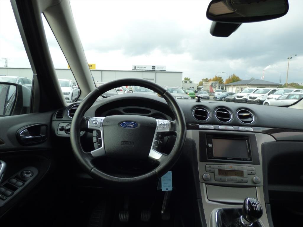 Ford Galaxy MPV 2,0 l 103 kw