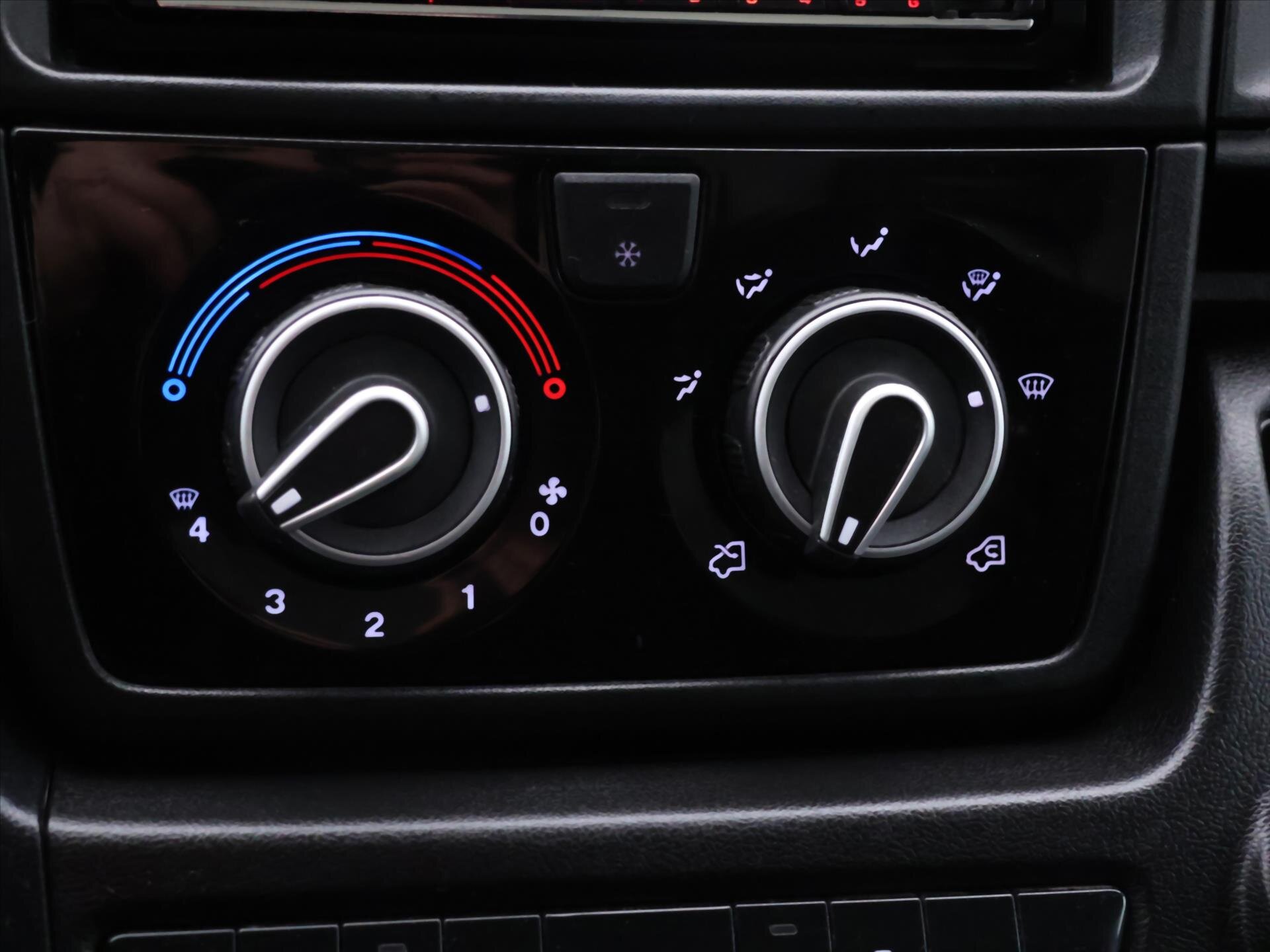 Fiat Ducato Skříň 2,2 l 88 kw