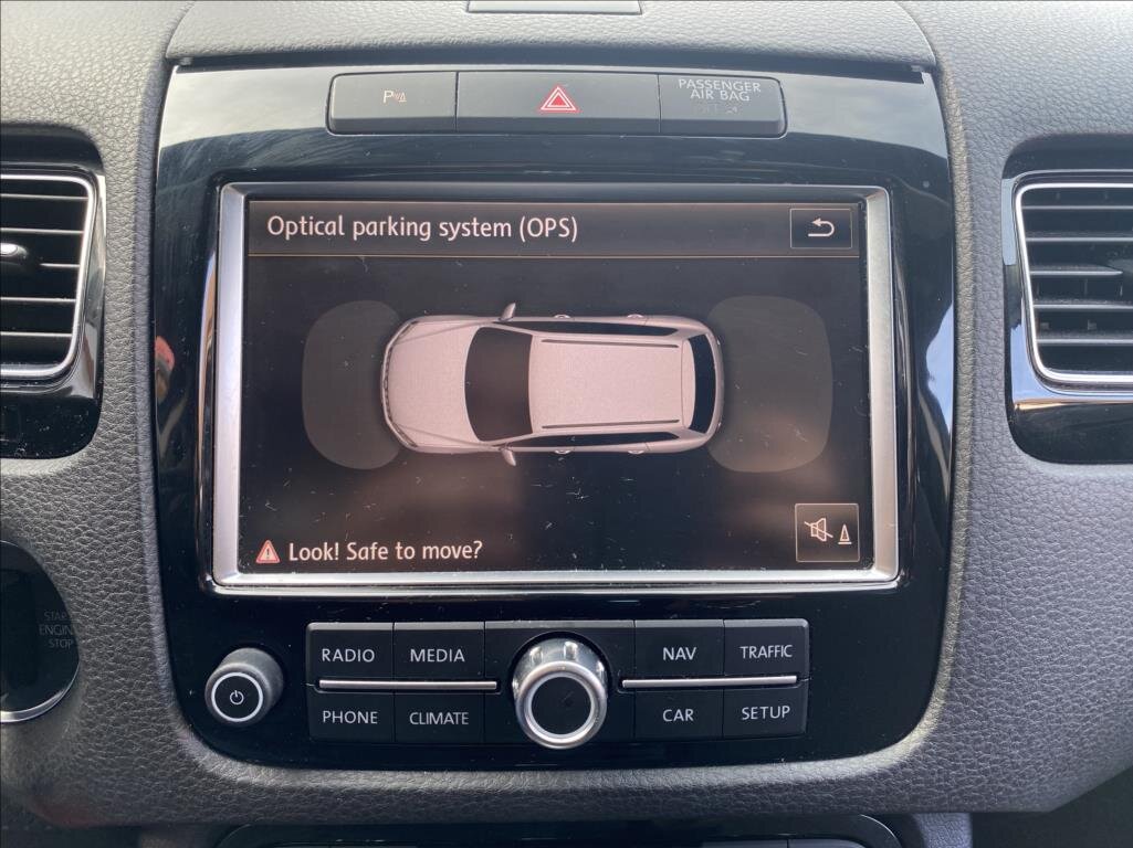 Volkswagen Touareg SUV / Terénní 3,0 l 176 kw