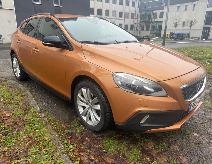 Volvo V40 7