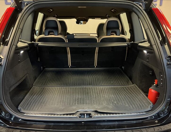 Volvo XC90 SUV 2,0 l 240 kw