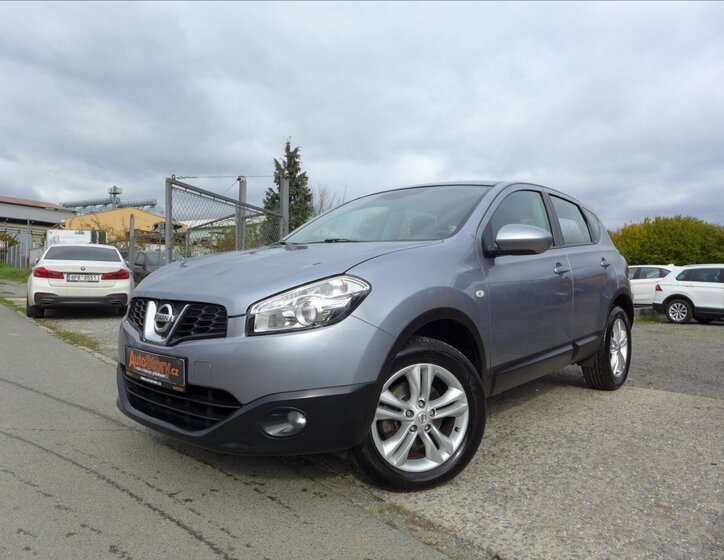 Nissan Qashqai SUV / Terénní 1,6 l 86 kw