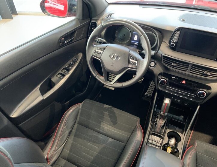 Hyundai Tucson SUV 2,0 l 136 kw